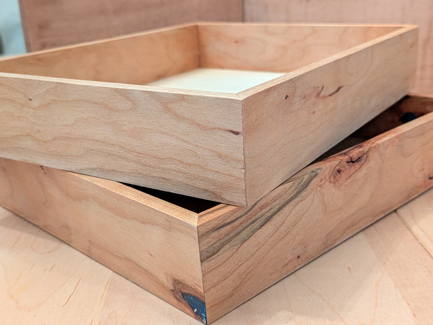 Rustic Cherry Dice Box