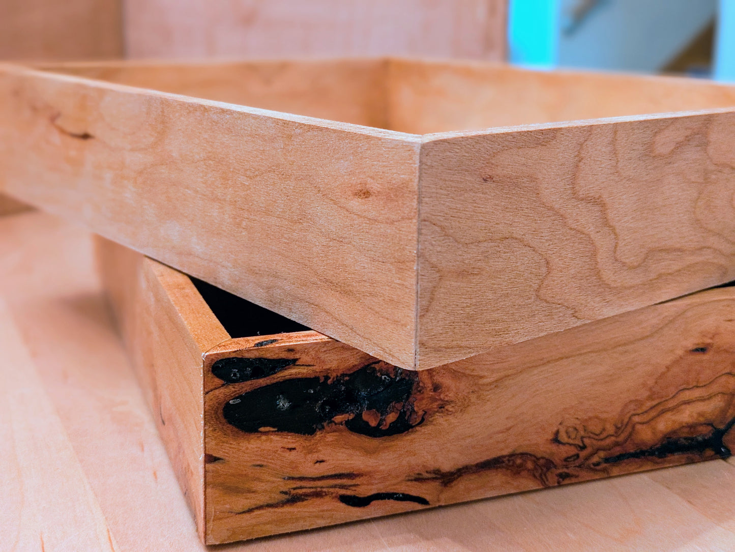 Rustic Cherry Dice Box